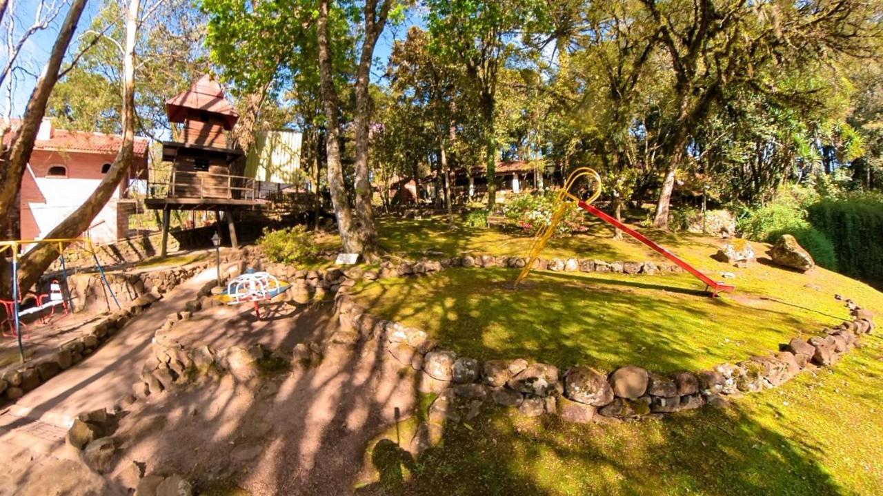 Apto No Centro De Gramado Com Piscina Termica Exterior photo